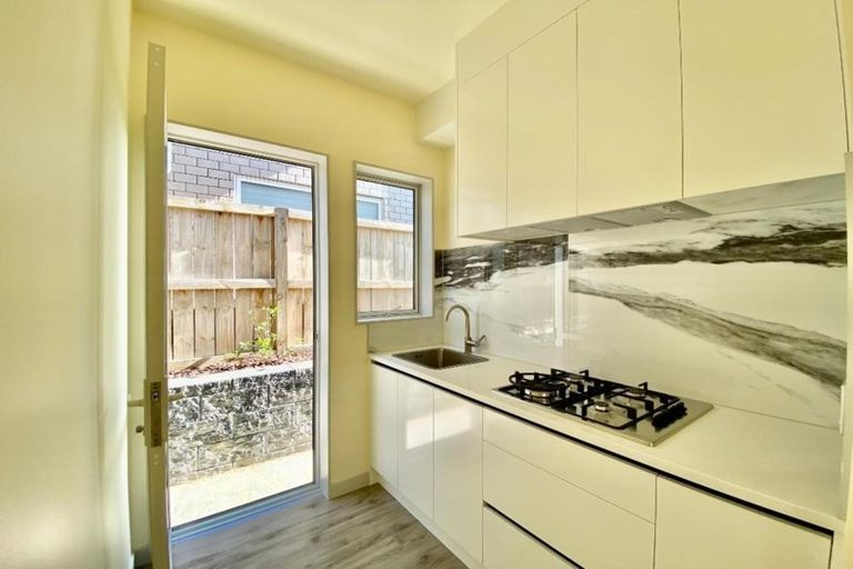 Photo of property in 47 Donegal Park Drive, Flat Bush, Auckland, 2019