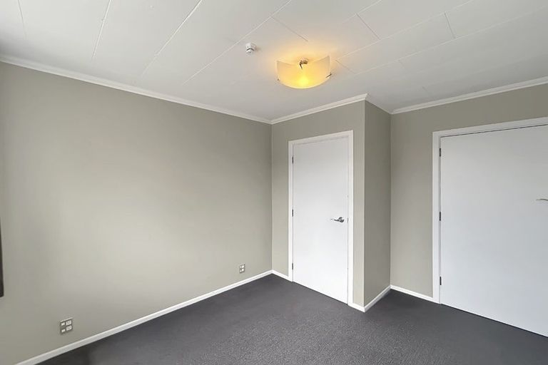 Photo of property in 73 Park Street, Winton, 9720