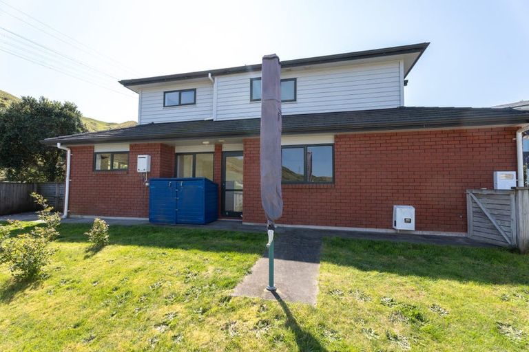 Photo of property in 17 Cheetwood Street, Churton Park, Wellington, 6037
