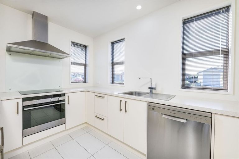 Photo of property in 30 Maclaren Road, Wigram, Christchurch, 8042