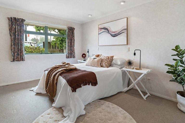 Photo of property in 143 Dixon Street, Masterton, 5810