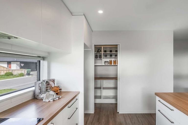 Photo of property in 6 Marcoola Drive, Rolleston, 7614