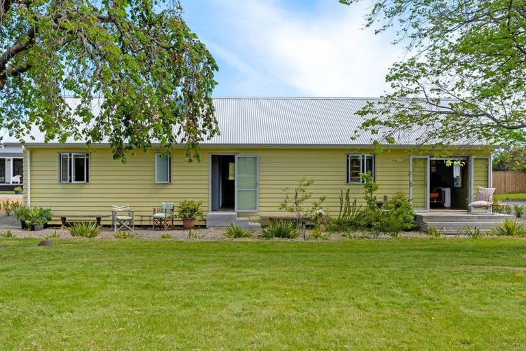 Photo of property in 2/roberts Road, Lansdowne, Masterton, 5810