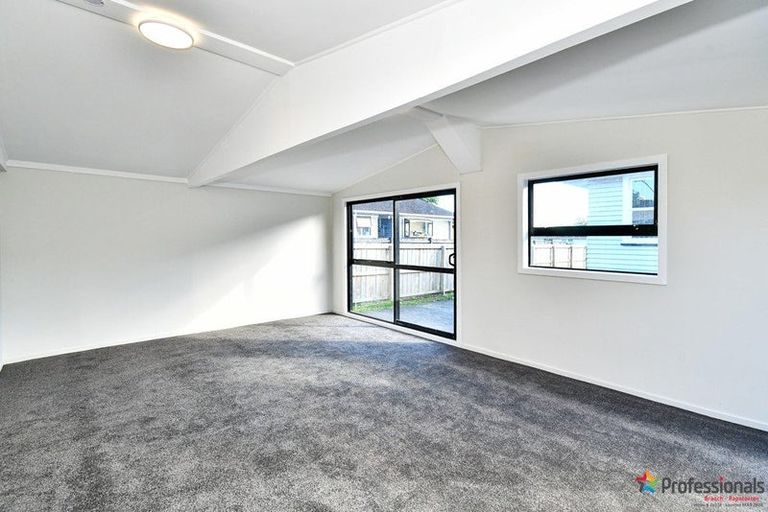 Photo of property in 22 Lyncroft Street, Mangere East, Auckland, 2024