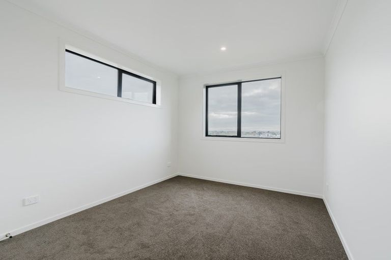 Photo of property in 1/12 Ruakiwi Road, Hamilton Lake, Hamilton, 3204