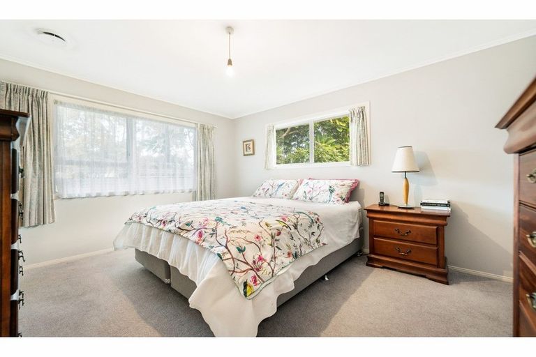 Photo of property in 44 Shetland Street, Glen Eden, Auckland, 0602