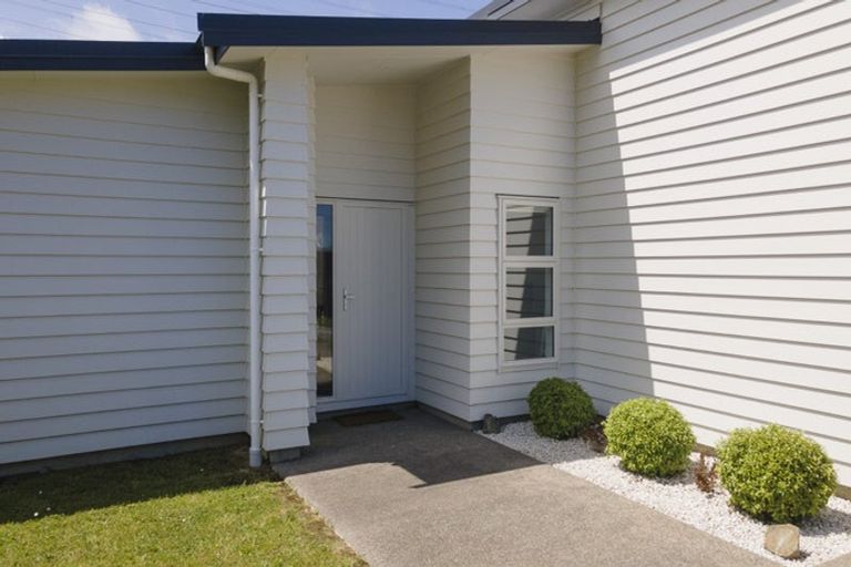 Photo of property in 53 Atherton Terrace, Churton Park, Wellington, 6037