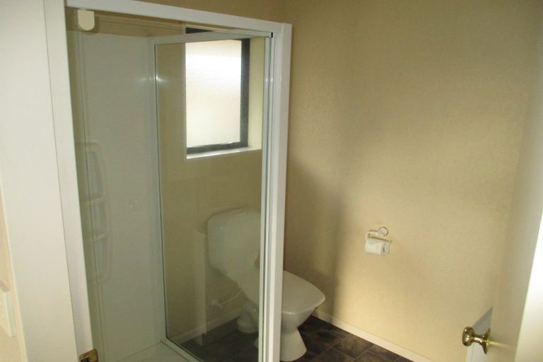 Photo of property in 38 Parnell Heights Drive, Kelvin Grove, Palmerston North, 4414