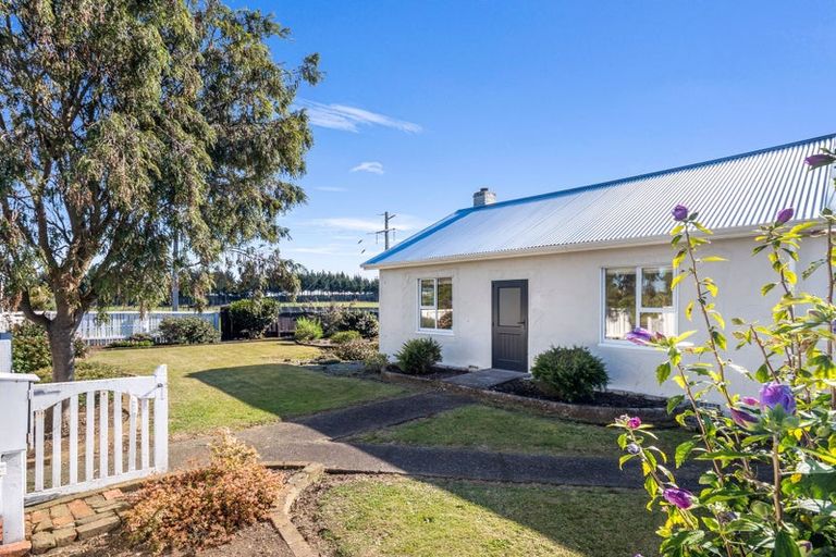 Photo of property in 124 Weraroa Road, Waverley, 4510