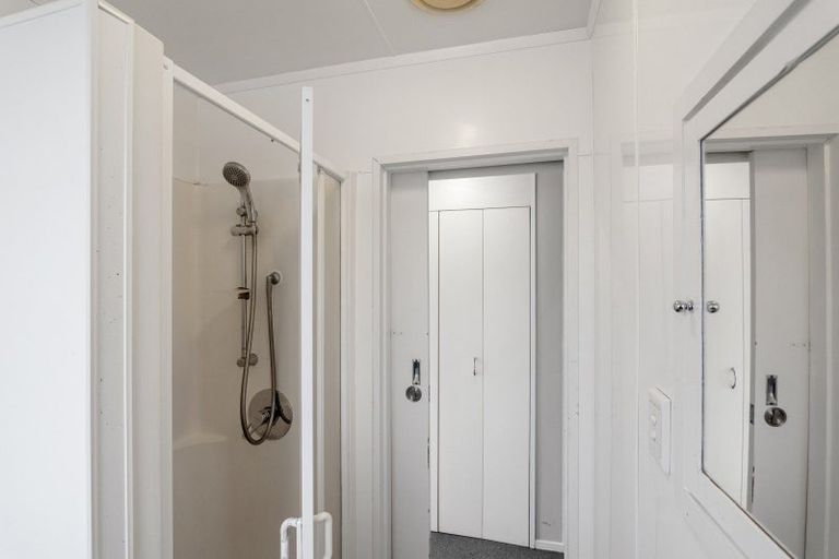 Photo of property in 1/11 Wanstead Place, Woolston, Christchurch, 8062