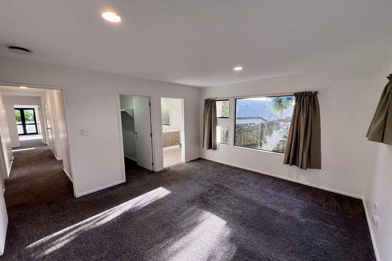 Photo of property in 1/3 Albany Highway, Unsworth Heights, Auckland, 0632