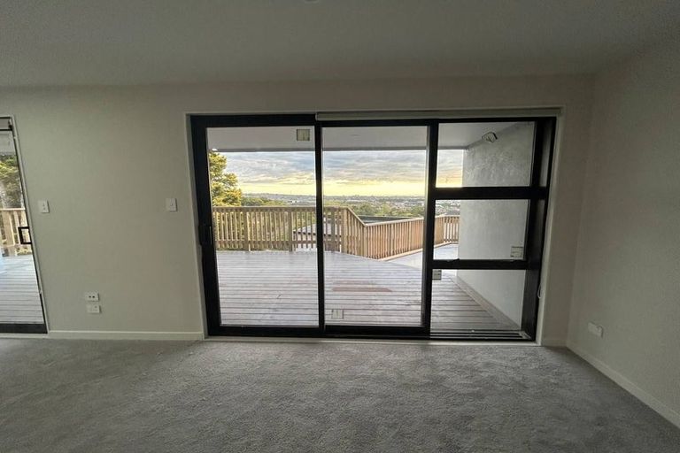 Photo of property in 41b Gracechurch Drive, Flat Bush, Auckland, 2016