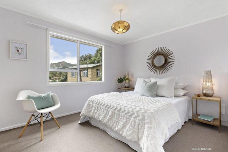 Photo of property in 6 Linwood Way, Island Bay, Wellington, 6023