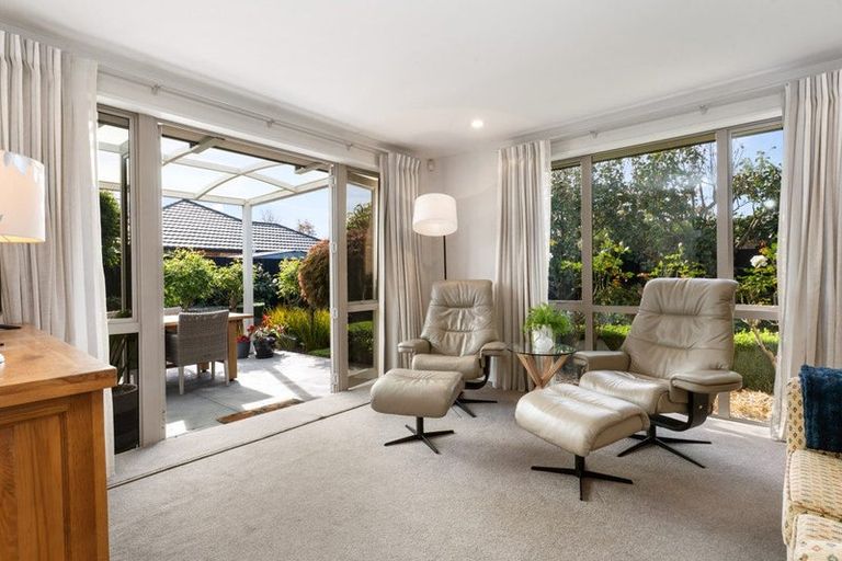 Photo of property in 4 Village Lane, Halswell, Christchurch, 8025