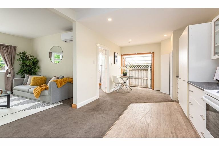 Photo of property in 8 Simeon Street, Spreydon, Christchurch, 8024