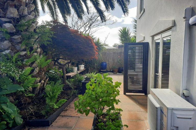 Photo of property in 64d Peverel Street, Riccarton, Christchurch, 8041