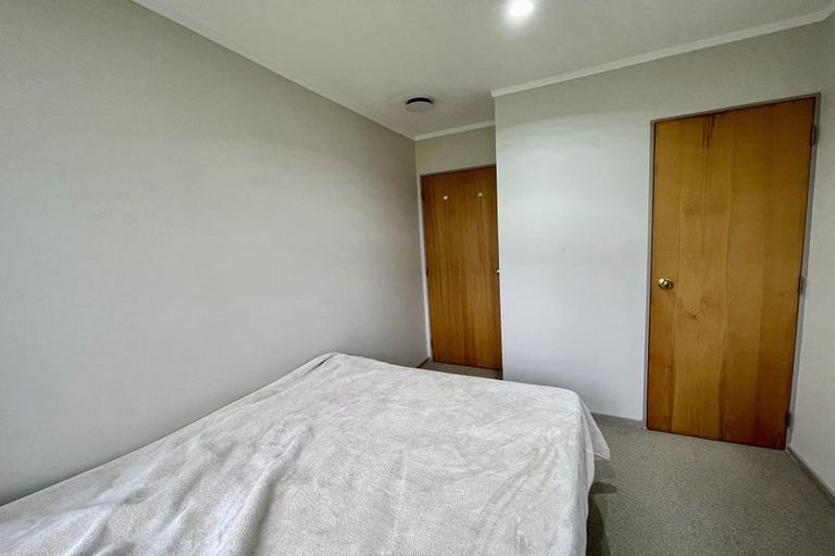 Photo of property in 2/27 Rata Street, New Lynn, Auckland, 0600