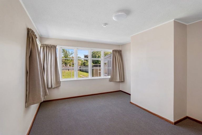 Photo of property in 33 Quinns Road, Shirley, Christchurch, 8013