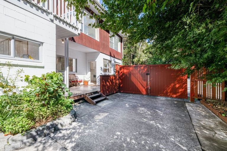 Photo of property in 318 Huia Road, Titirangi, Auckland, 0604