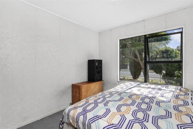 Photo of property in 173 Finlayson Avenue, Clendon Park, Auckland, 2103