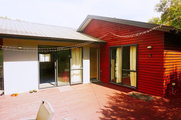 Photo of property in 49b Rua Road, Glen Eden, Auckland, 0602