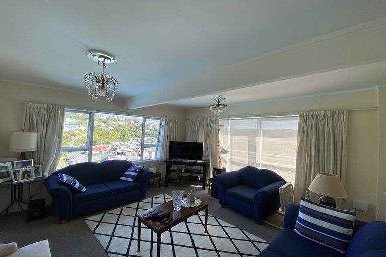 Photo of property in 3/48 Paremata Crescent, Paremata, Porirua, 5024