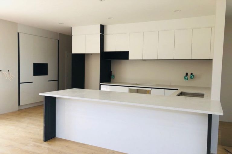 Photo of property in 8 Maxwell Road, Pukekohe, 2120