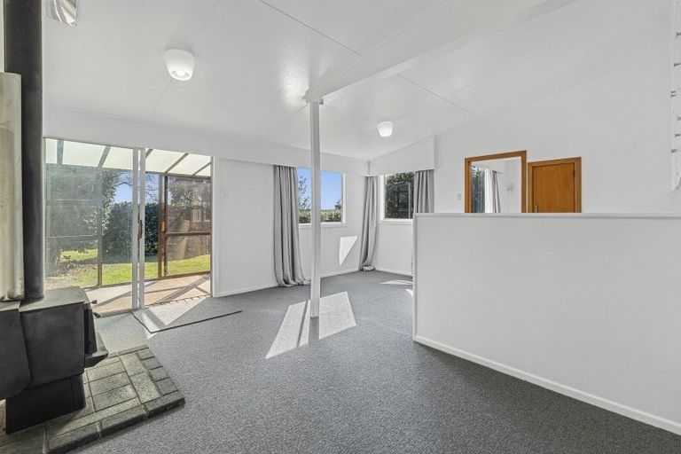 Photo of property in 20 Portland Drive, Mangorei, New Plymouth, 4312