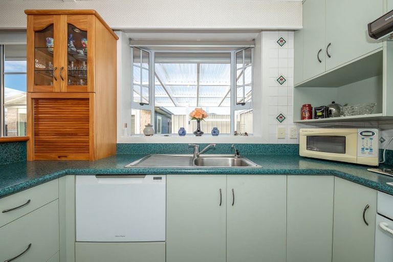 Photo of property in 38 Lyndhurst Street, Westport, 7825