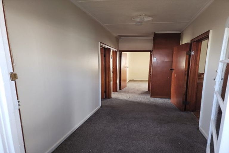 Photo of property in 753 Massey Road, Mangere, Auckland, 2022