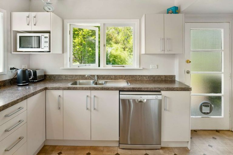 Photo of property in 37 Elliott Crescent, Owhata, Rotorua, 3010