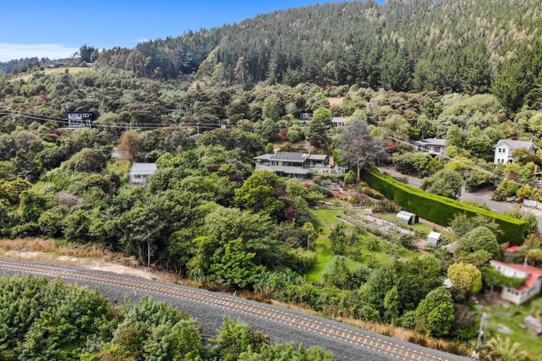 Photo of property in 107 Doctors Point Road, Waitati, 9085