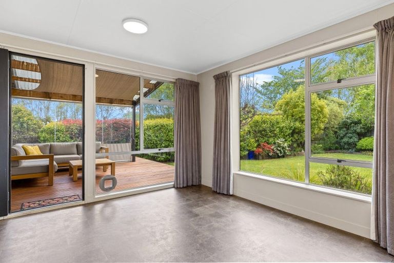 Photo of property in 23 Kereru Street, Two Mile Bay, Taupo, 3330