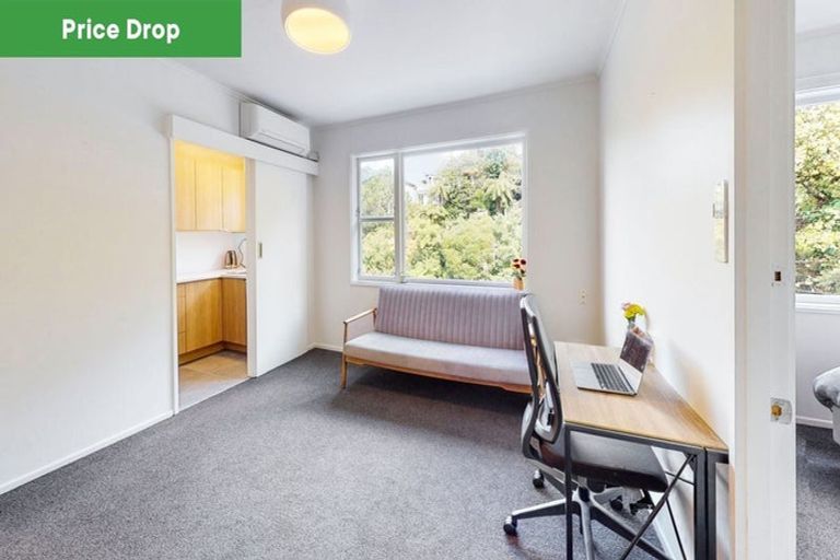 Photo of property in 3/24 Crieff Street, Northland, Wellington, 6012