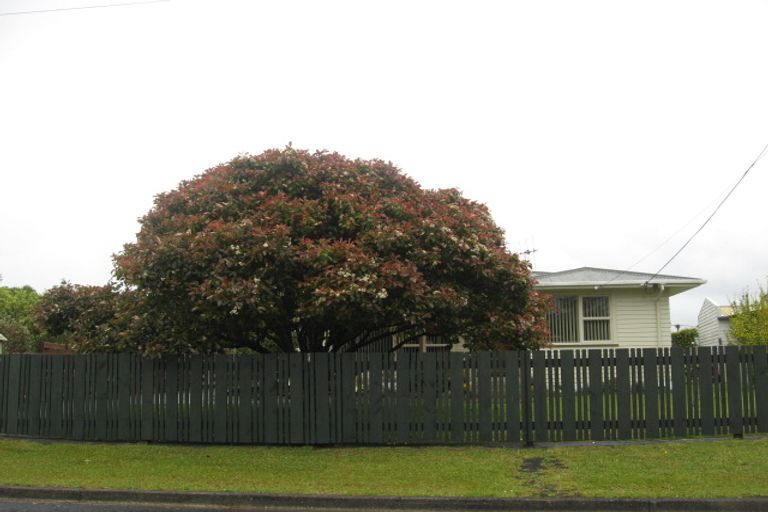 Photo of property in 68 Kokich Crescent, Onerahi, Whangarei, 0110
