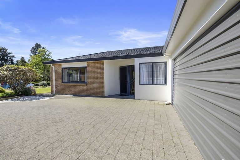 Photo of property in 26 Frank Wilson Terrace, Welbourn, New Plymouth, 4312
