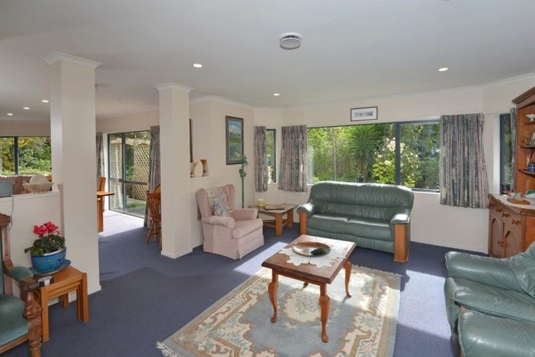 Photo of property in 2 Tealmere Grove, Maunu, Whangarei, 0110