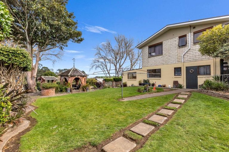 Photo of property in 17 Bridger Place, Eltham, 4322