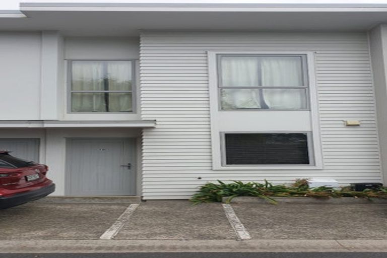 Photo of property in 10/32u Dr Taylor Terrace, Johnsonville, Wellington, 6037