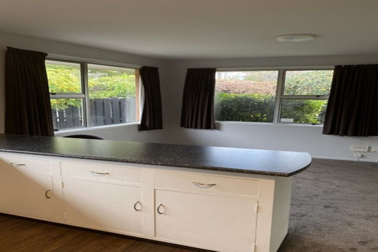 Photo of property in 1/27 Thorrington Road, Cashmere, Christchurch, 8022