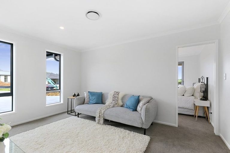 Photo of property in 128 Lisle Farm Drive, Pukekohe, 2120