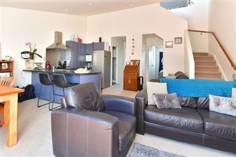 Photo of property in 33a Florence Avenue, Orewa, 0931