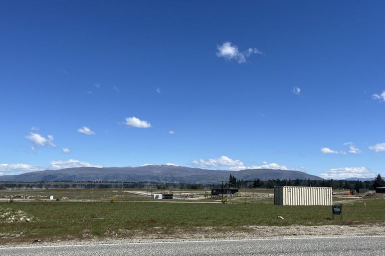 Photo of property in 14 Lost Burn Road, Lake Hawea, Wanaka, 9382
