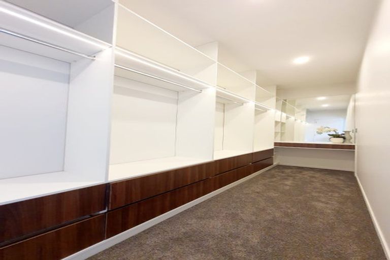 Photo of property in 5 Sager Midgley Road, Hobsonville, Auckland, 0616