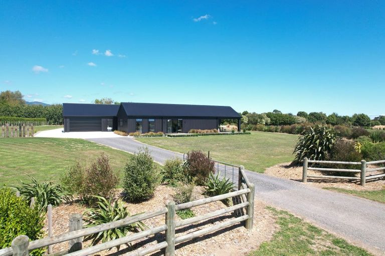 Photo of property in 18 Oriwa Lane, Levin, 5571