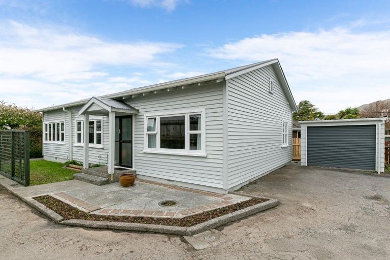 Photo of property in 29a Parkvale Road, Karori, Wellington, 6012