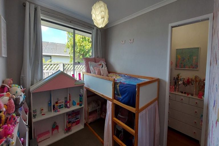 Photo of property in 54 Cressida Avenue, Stratford, 4332