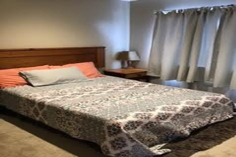 Photo of property in 2/88 Glamorgan Drive, Torbay, Auckland, 0630