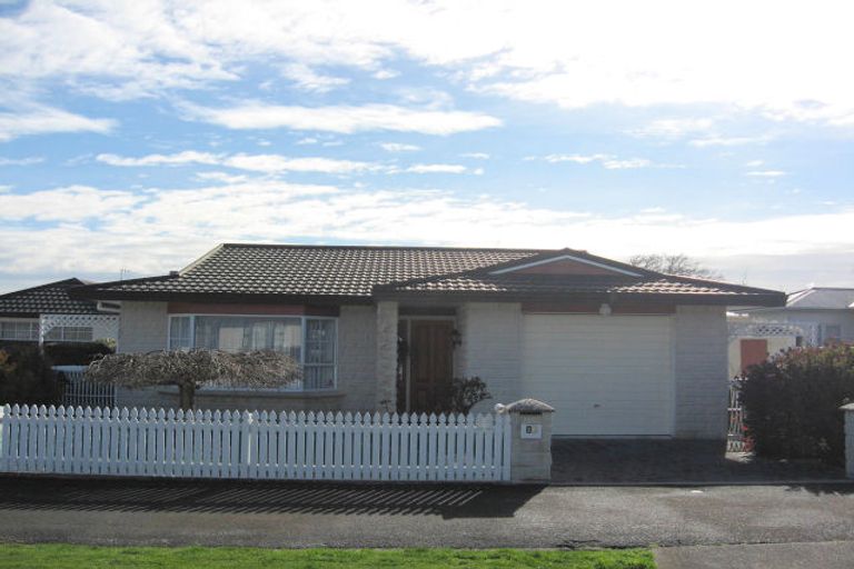 Photo of property in 15 Kent Street, Levin, 5510