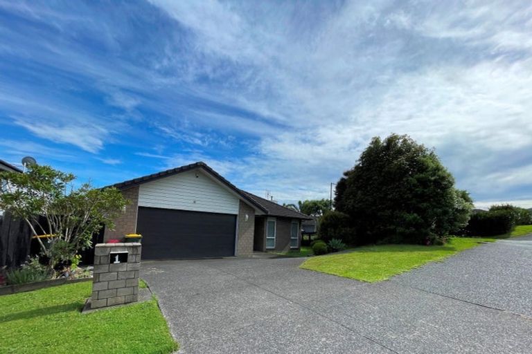 Photo of property in 1 Bartlett Drive, Silverdale, 0932
